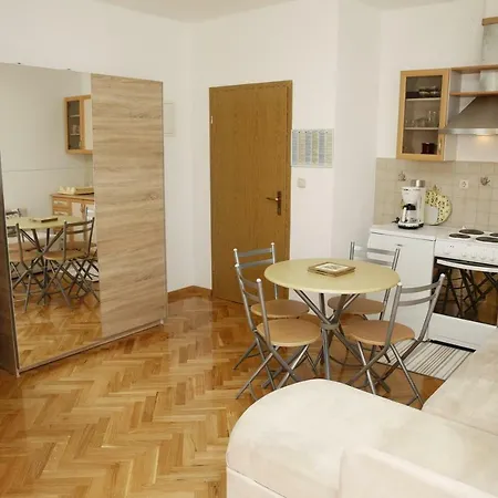 Ivelj Apartment Vodice