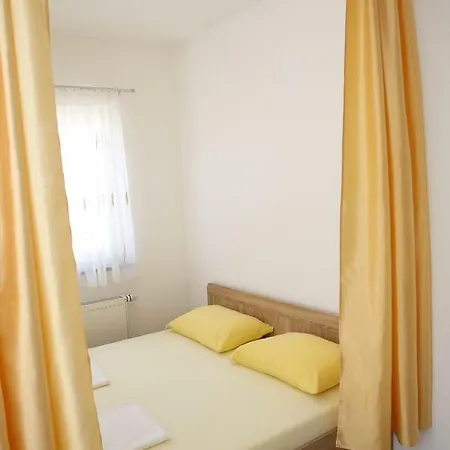 Ivelj Apartment Vodice
